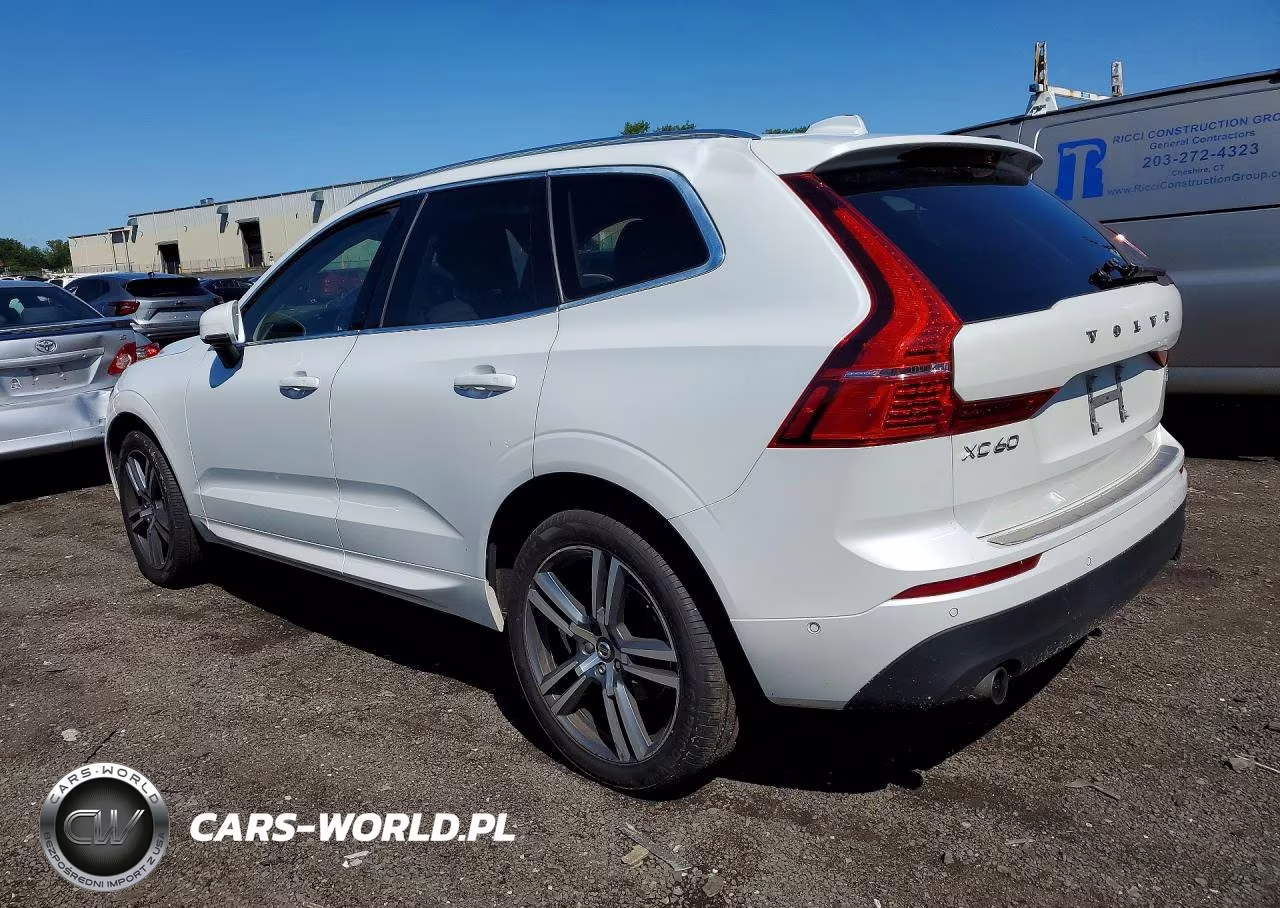 2018 Volvo Xc60 T5 Momentum VIN:YV4102RK2J1019565 - 2
