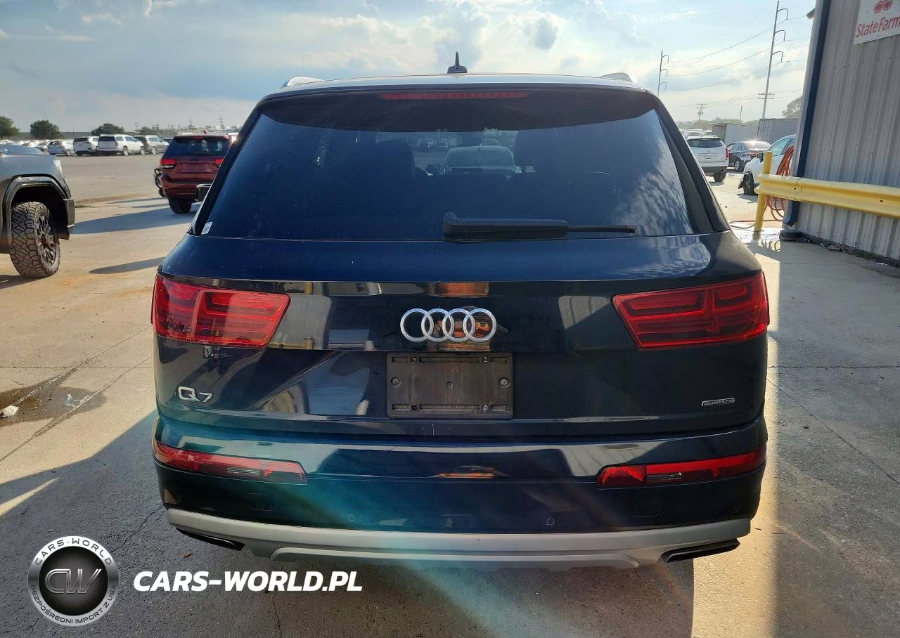 2017 Audi Q7 Premium Plus VIN:WA1LHAF72HD057721 - 6