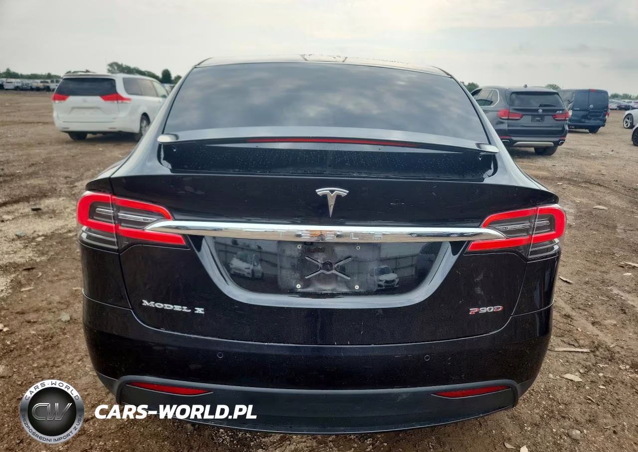 2016 Tesla Model X VIN:5YJXCBE41GF005720 - 6