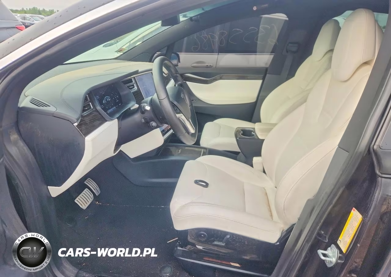 2016 Tesla Model X VIN:5YJXCBE41GF005720 - 7