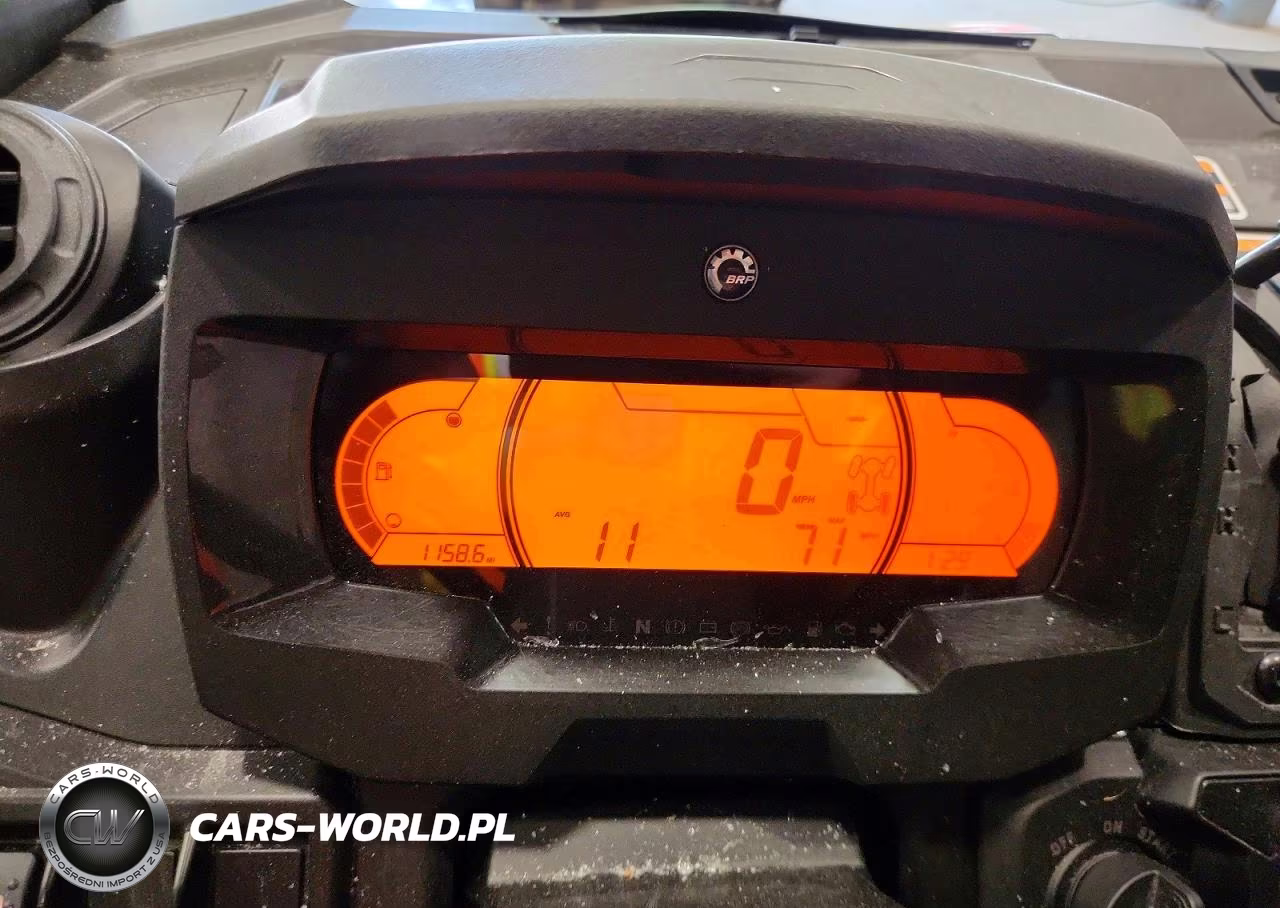 2023 Can-Am Defender Utility Vehicle VIN:3JBUUAX4XPK001621 - 8