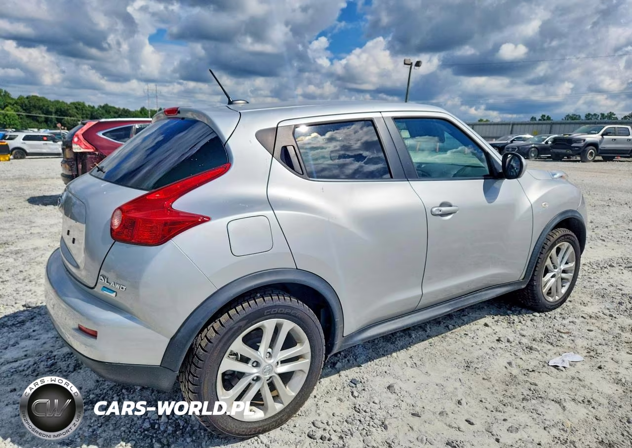 2013 Nissan Juke S VIN:JN8AF5MV9DT208988 - 3