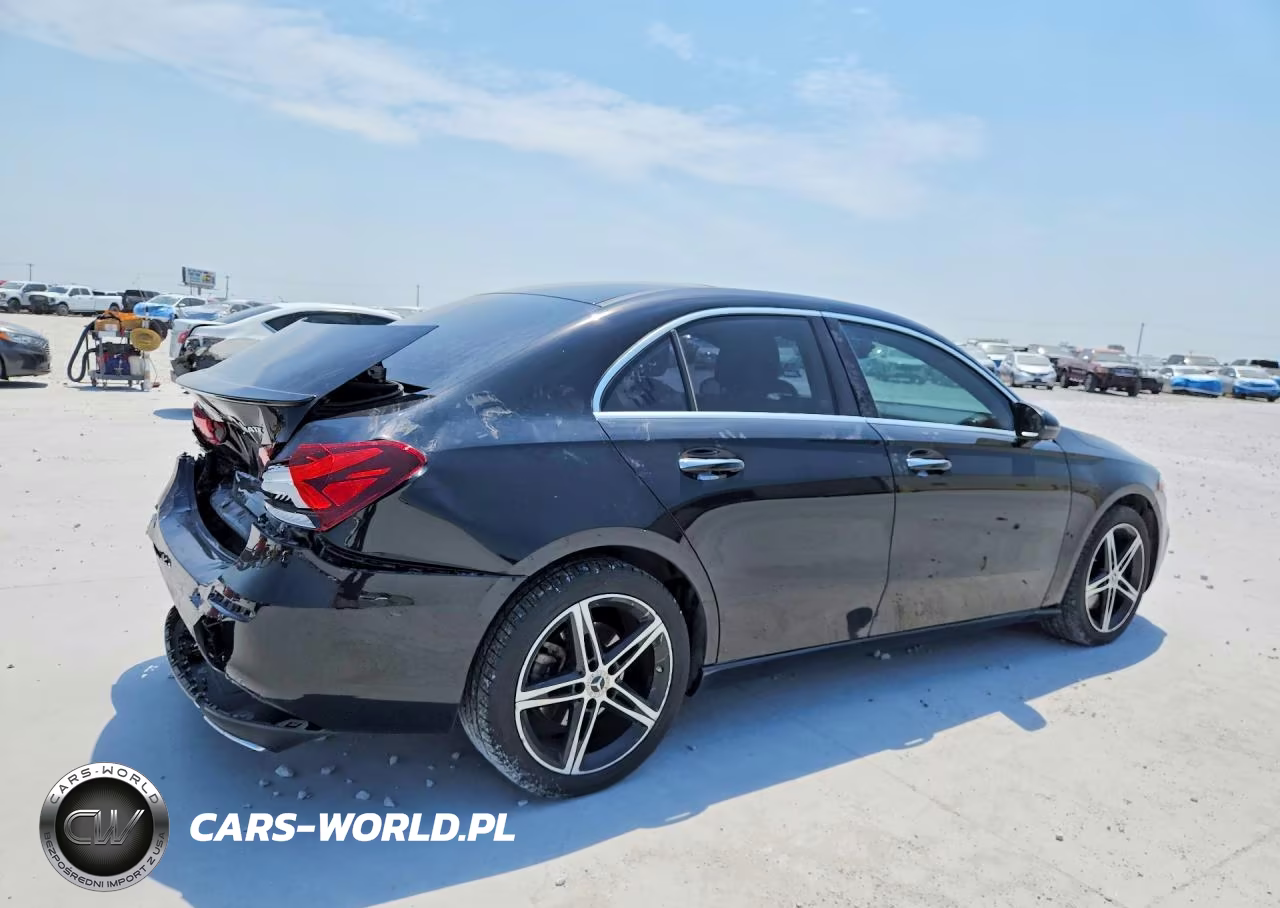 2019 Mercedes-Benz A 220 4Matic VIN:WDD3G4FB9KW006409 - 3