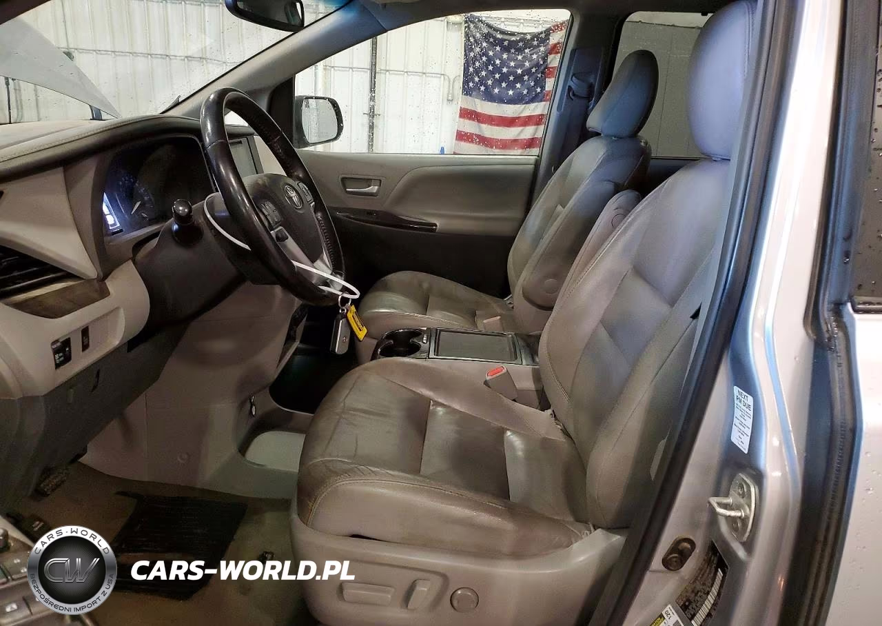2016 Toyota Sienna Xle 8-Passenger VIN:5TDYK3DC7GS700883 - 7
