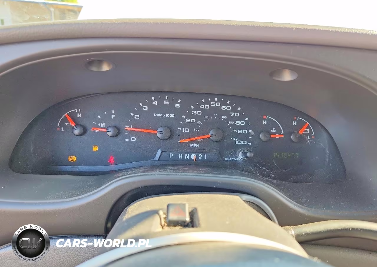 2006 Ford Econoline E150 Wagon VIN:1FMRE11L36HA02953 - 9