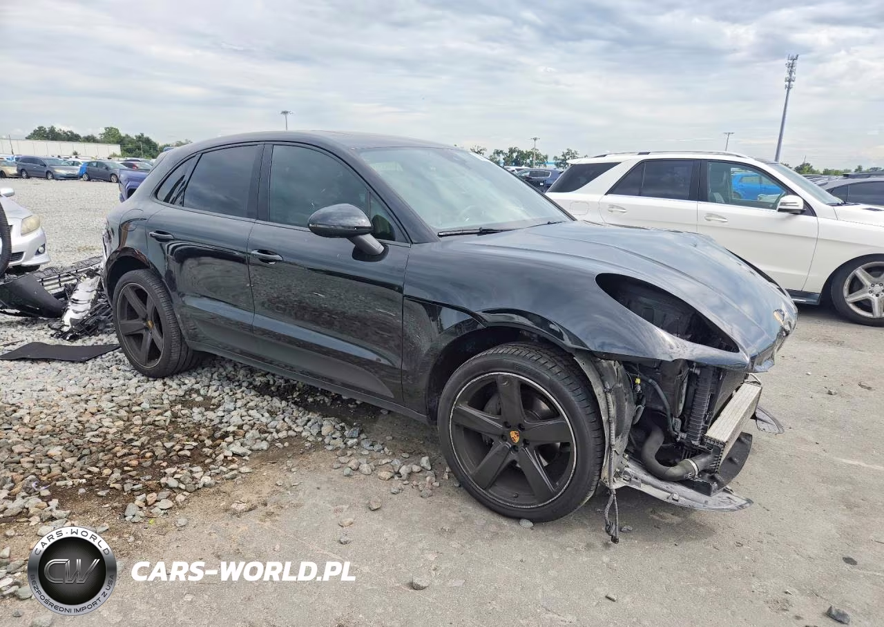 2020 Porsche Macan VIN:WP1AA2A57LLB09810 - 4