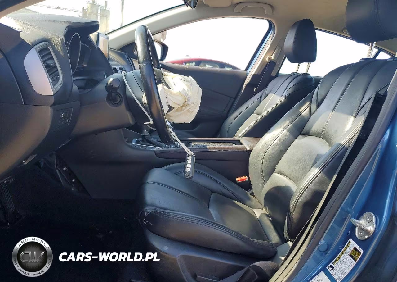 2017 Mazda 3 Touring VIN:JM1BN1V74H1102929 - 7