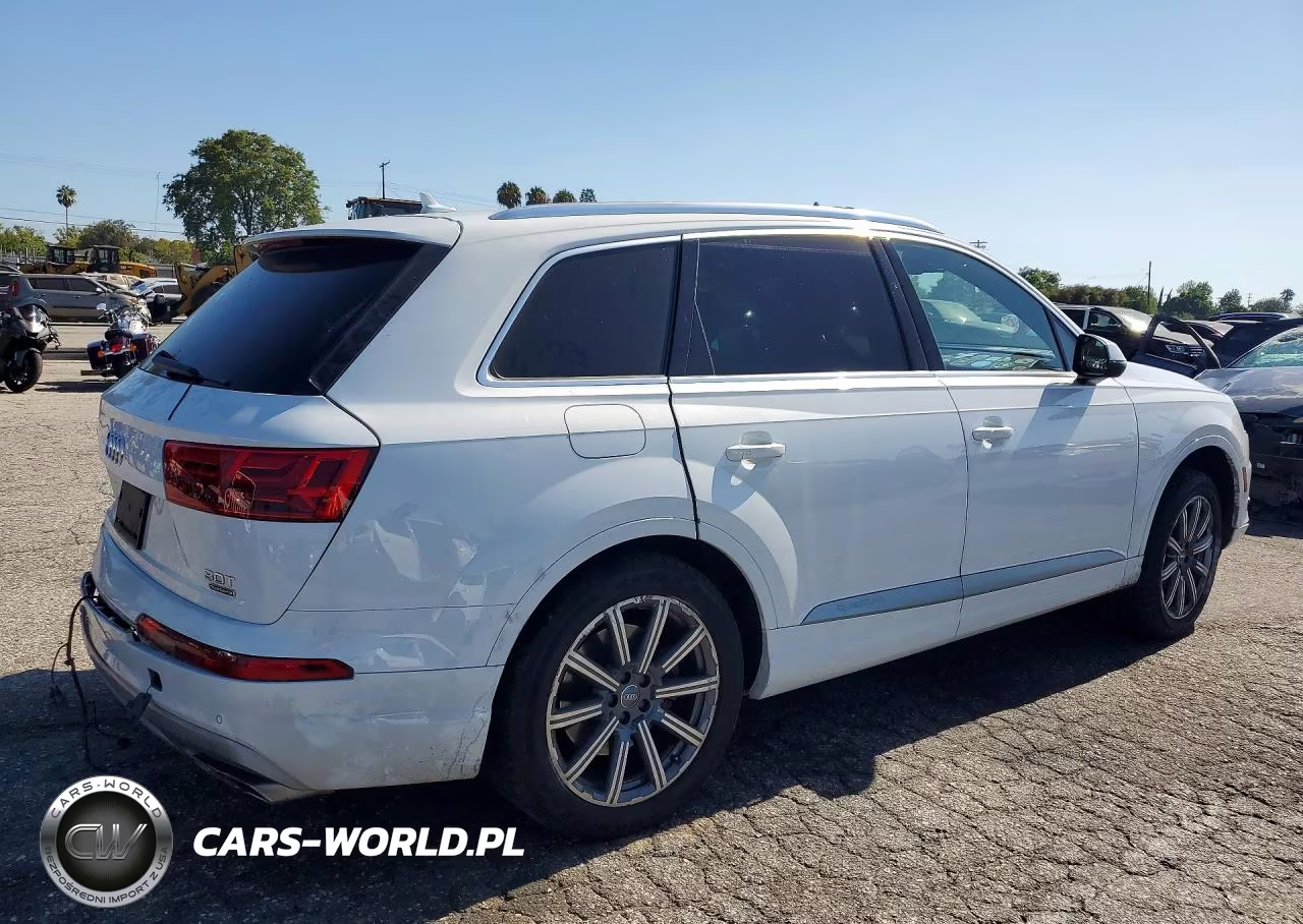 2018 Audi Q7 Premium Plus VIN:WA1LAAF74JD000253 - 3