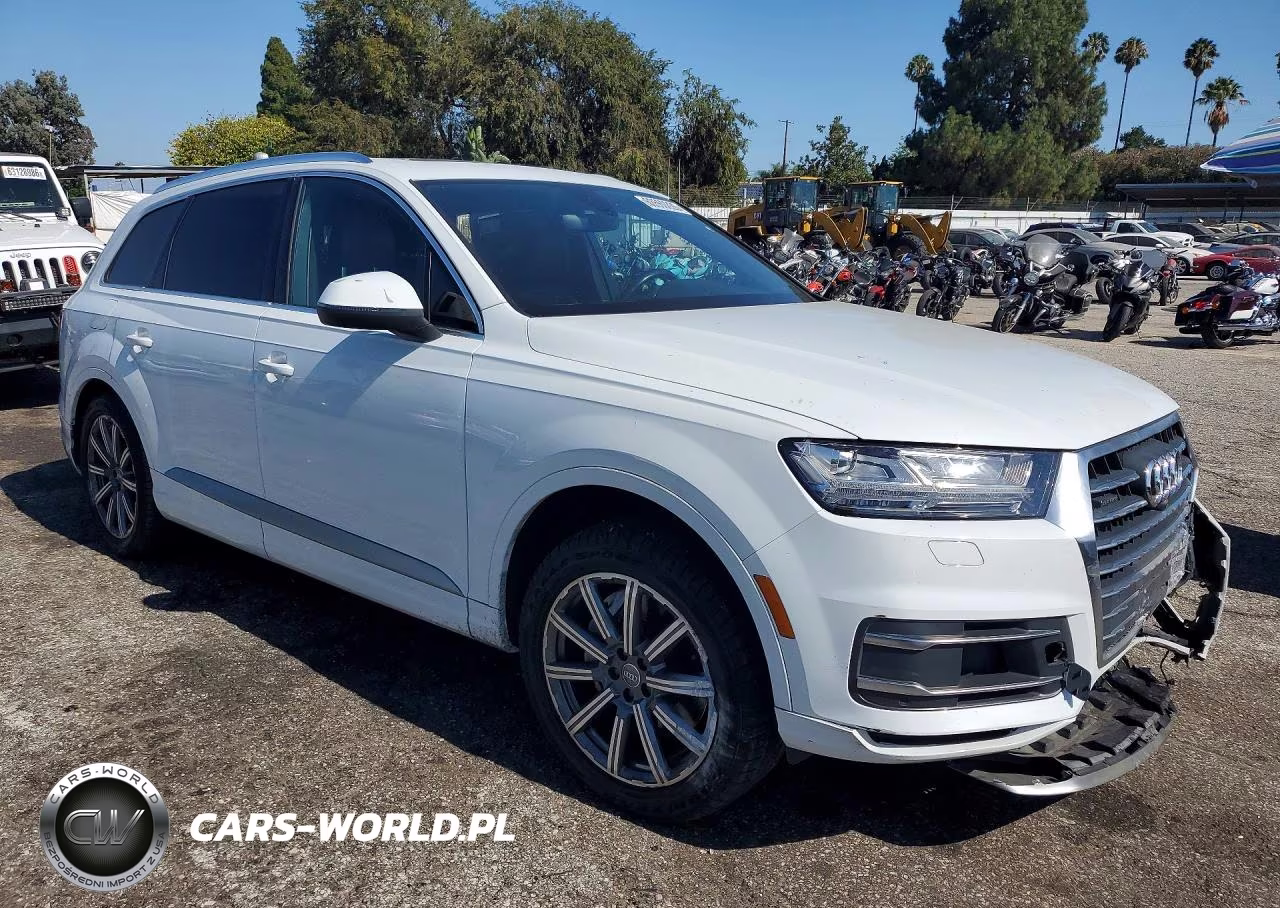 2018 Audi Q7 Premium Plus VIN:WA1LAAF74JD000253 - 4