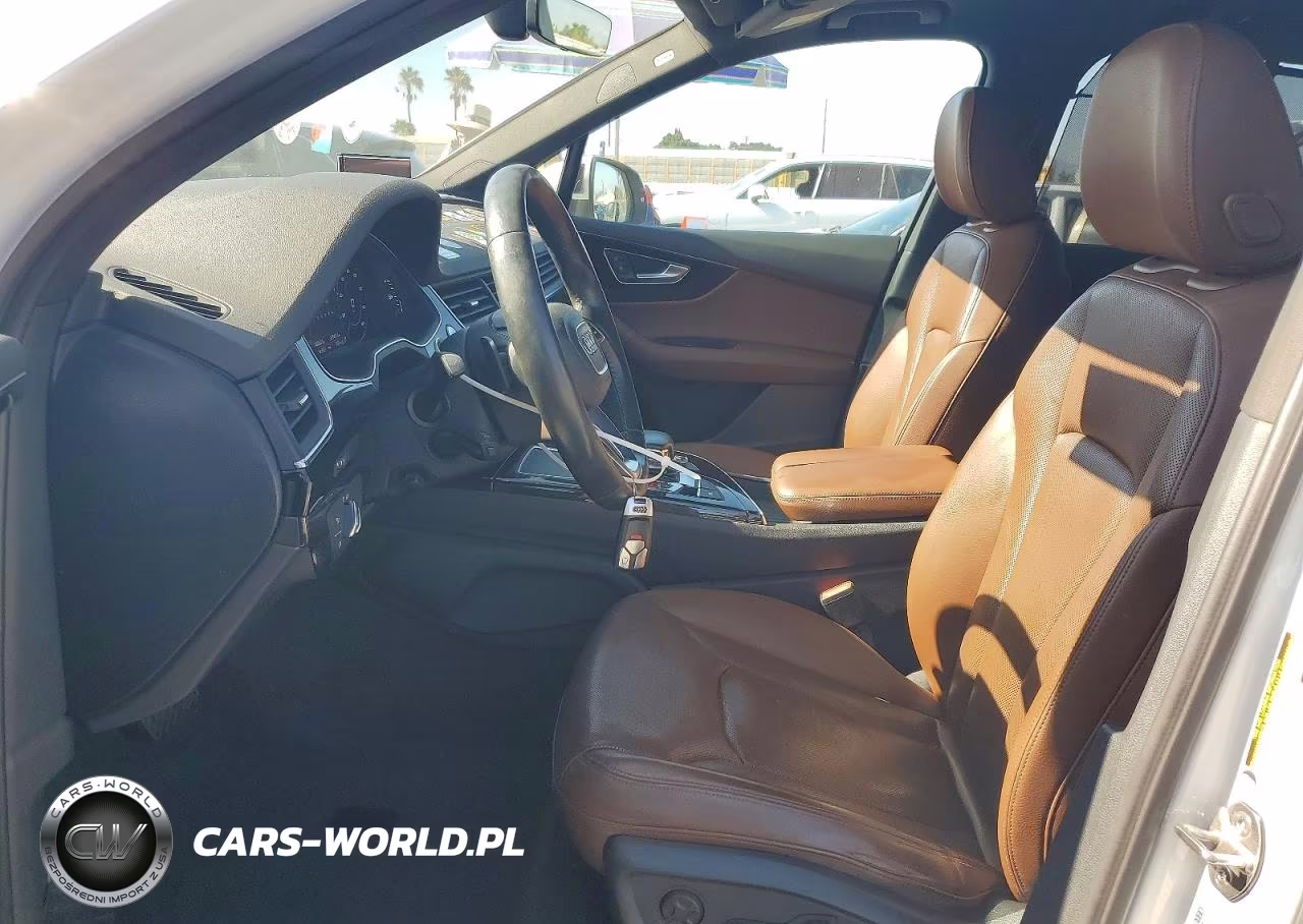 2018 Audi Q7 Premium Plus VIN:WA1LAAF74JD000253 - 7