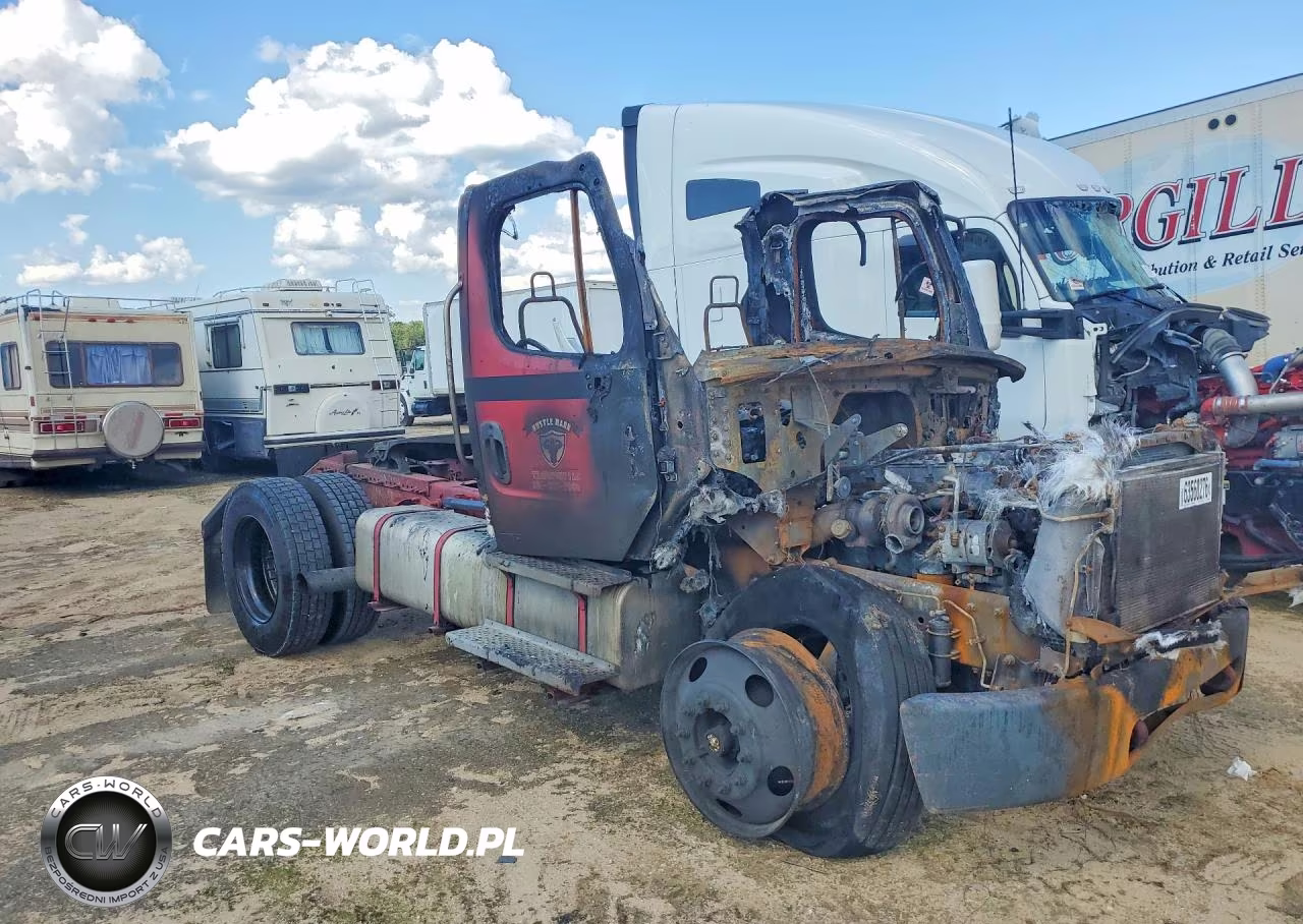 2006 Freightliner M2 106 Med - Truck Cab And Chassis VIN:1FUBCYDA86HV01450 - 4