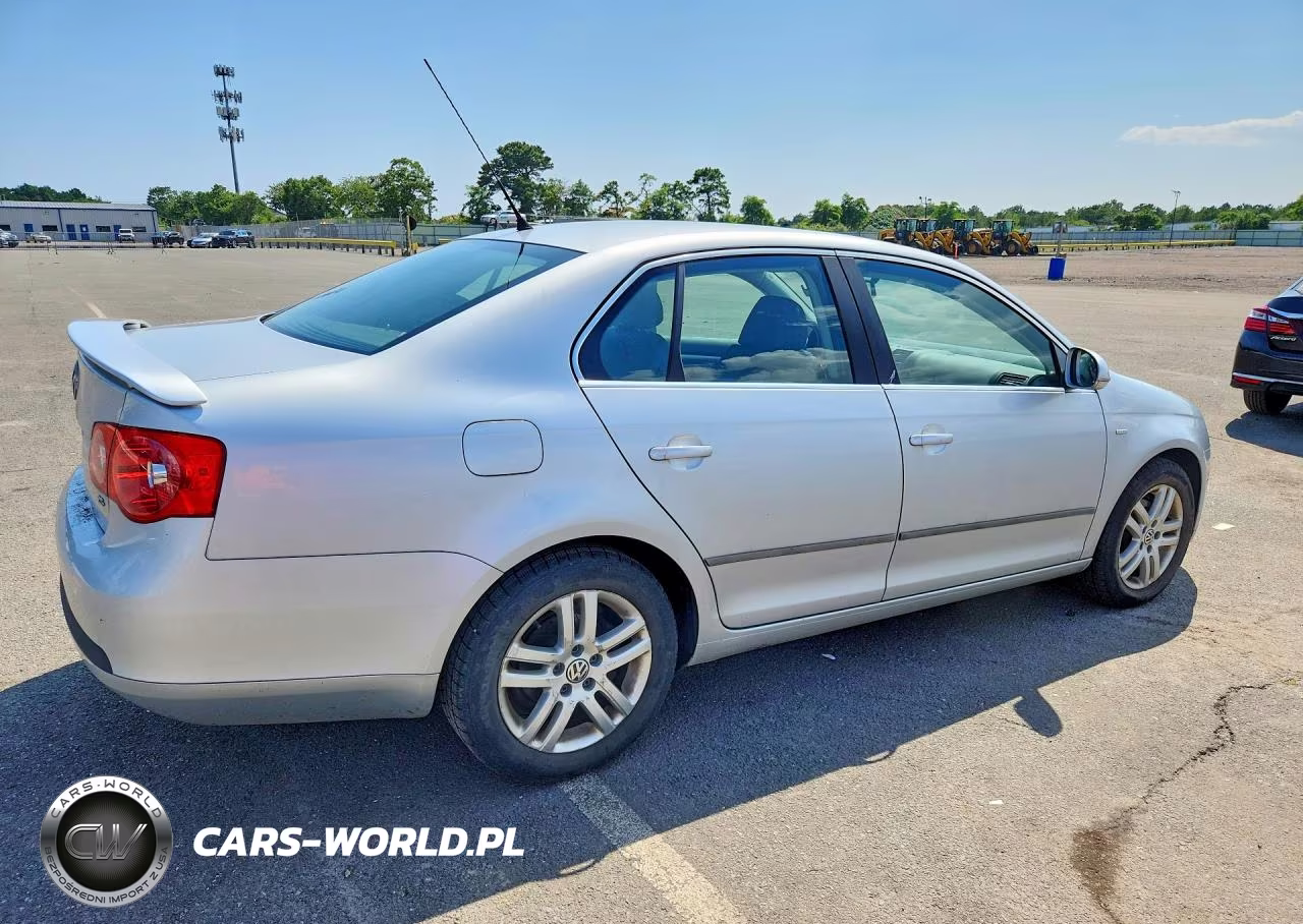2007 Volkswagen Jetta Wolfsburg VIN:3VWEG71K57M072911 - 3