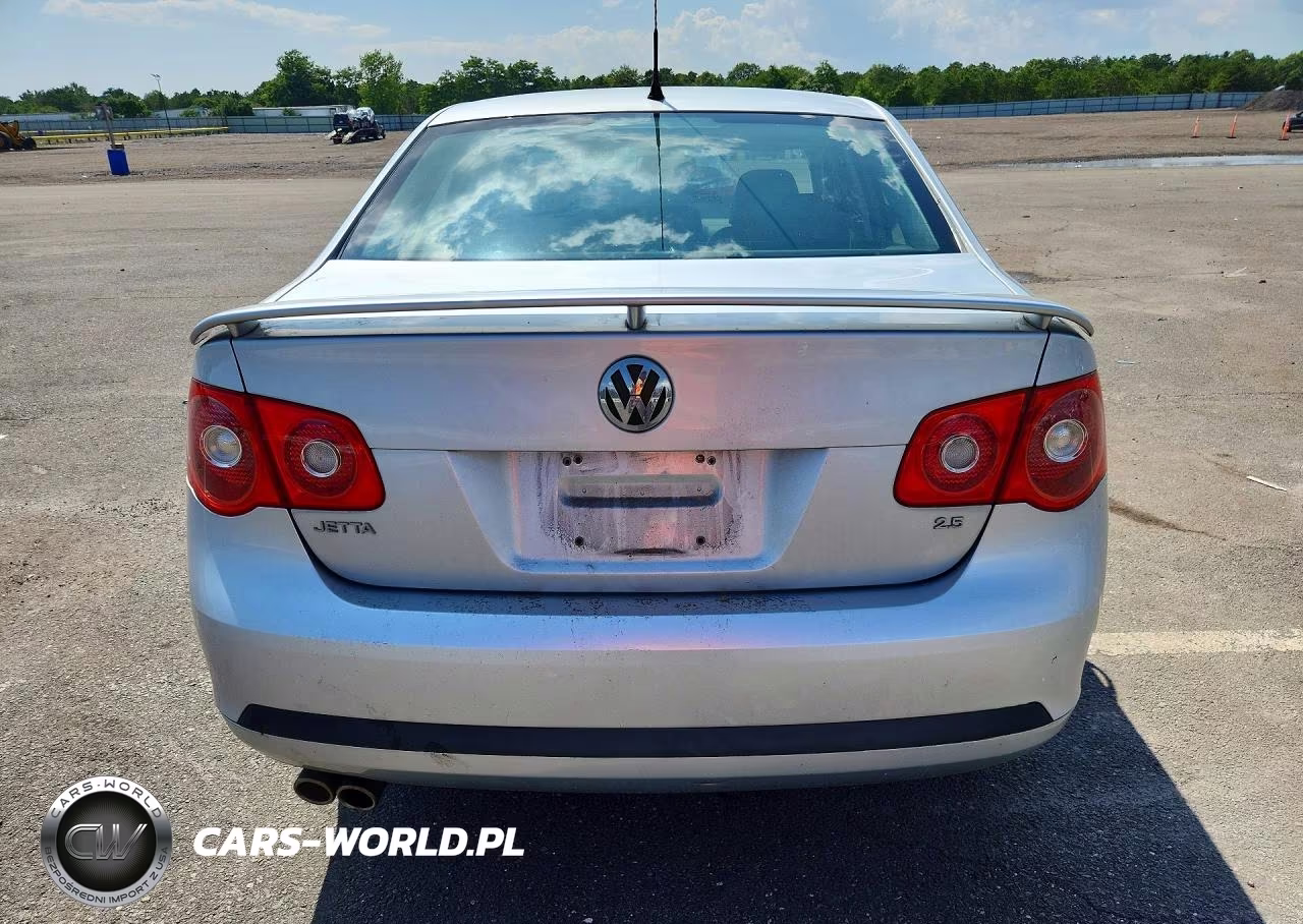 2007 Volkswagen Jetta Wolfsburg VIN:3VWEG71K57M072911 - 6