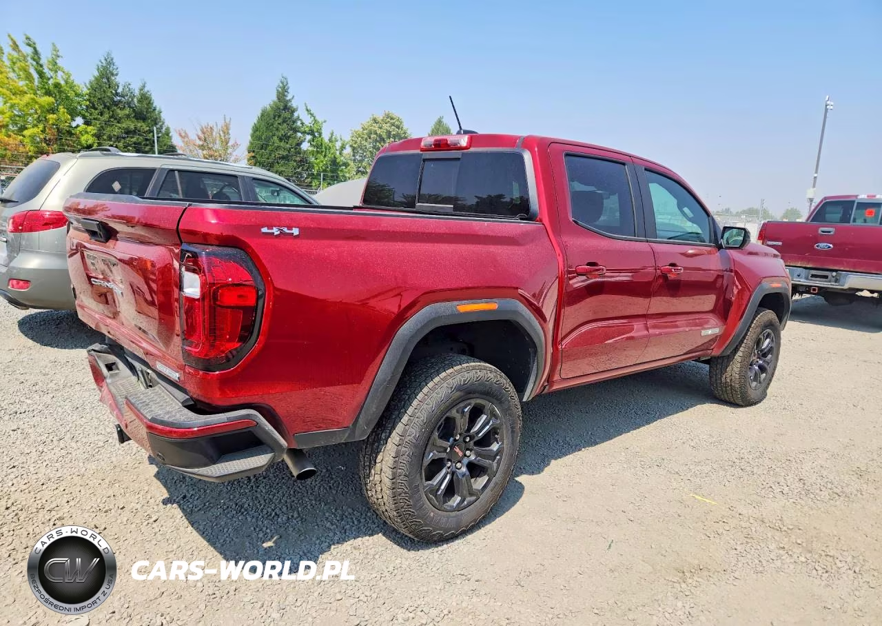 2025 GMC Canyon Elevation VIN:1GTP2BEK3S1191523 - 3