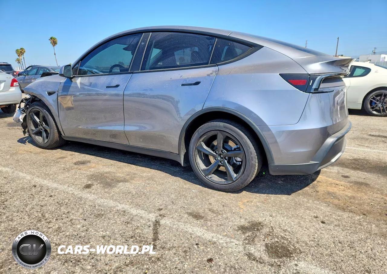 2026 Tesla Model Y VIN:7SAYGDED7TF389469 - 2