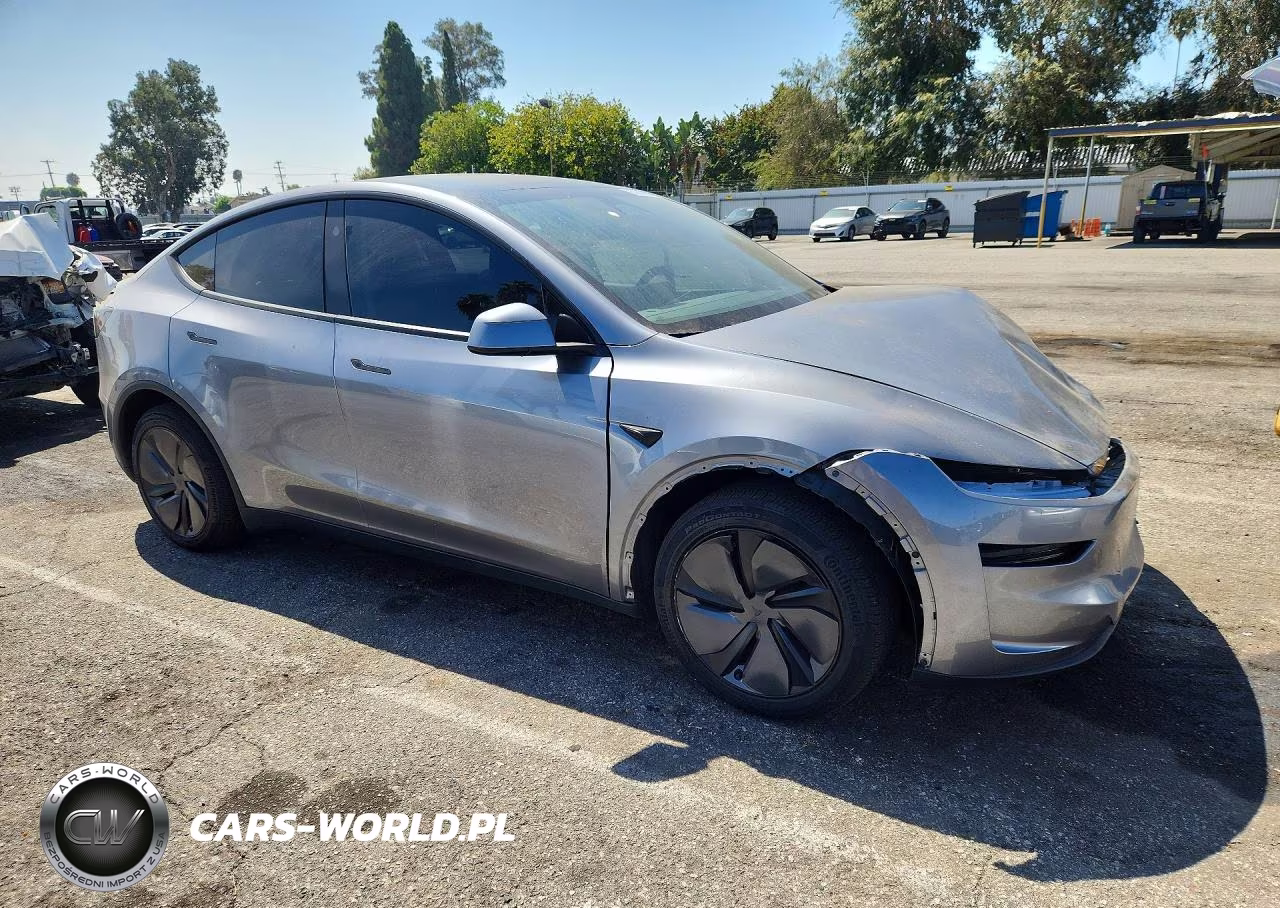 2026 Tesla Model Y VIN:7SAYGDED7TF389469 - 4