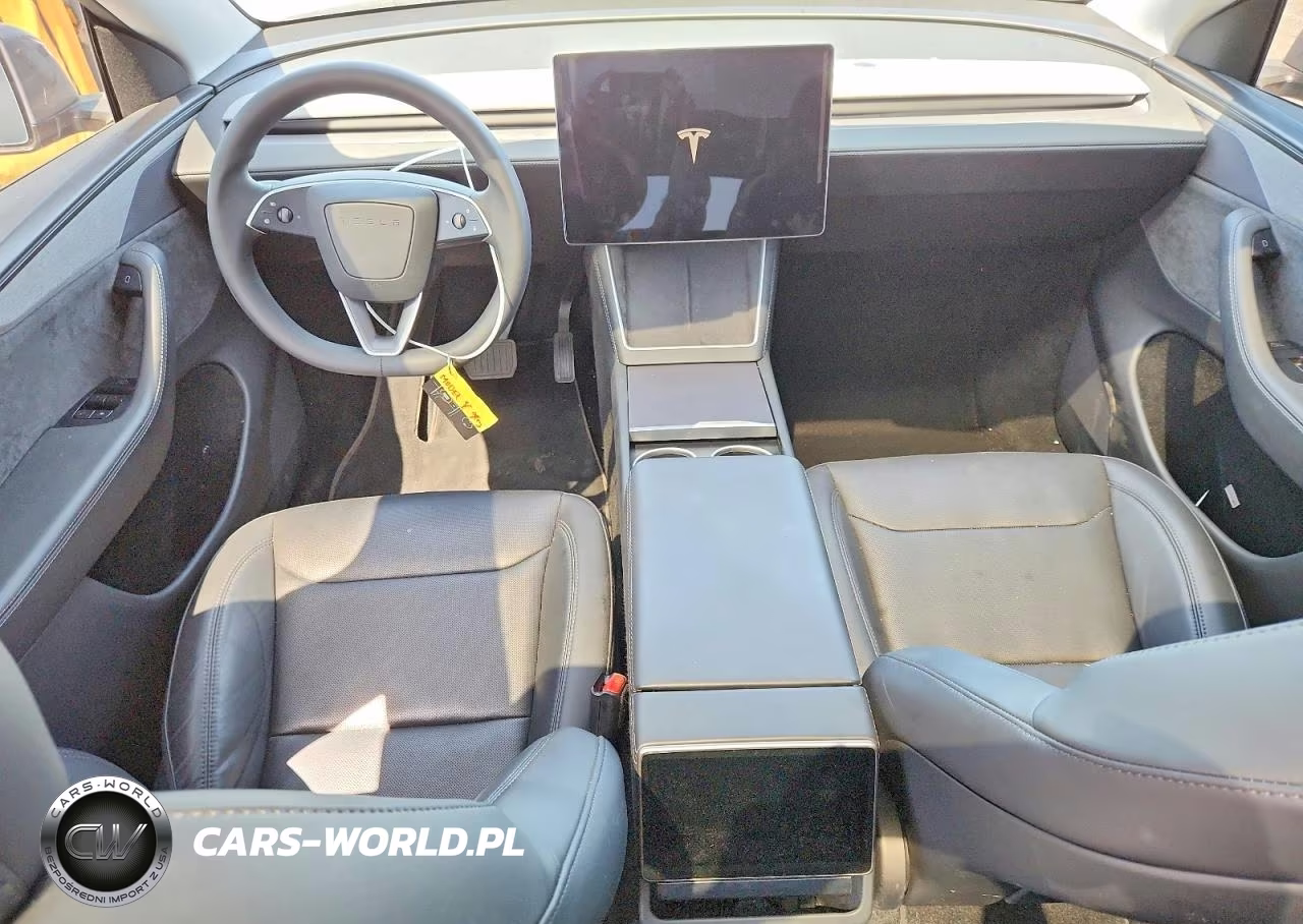 2026 Tesla Model Y VIN:7SAYGDED7TF389469 - 8
