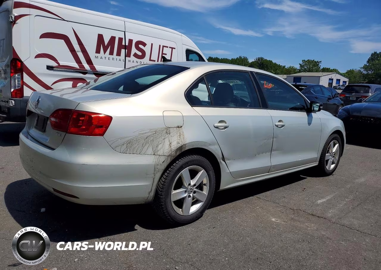2011 Volkswagen Jetta Tdi VIN:3VWLL7AJ6BM091034 - 3
