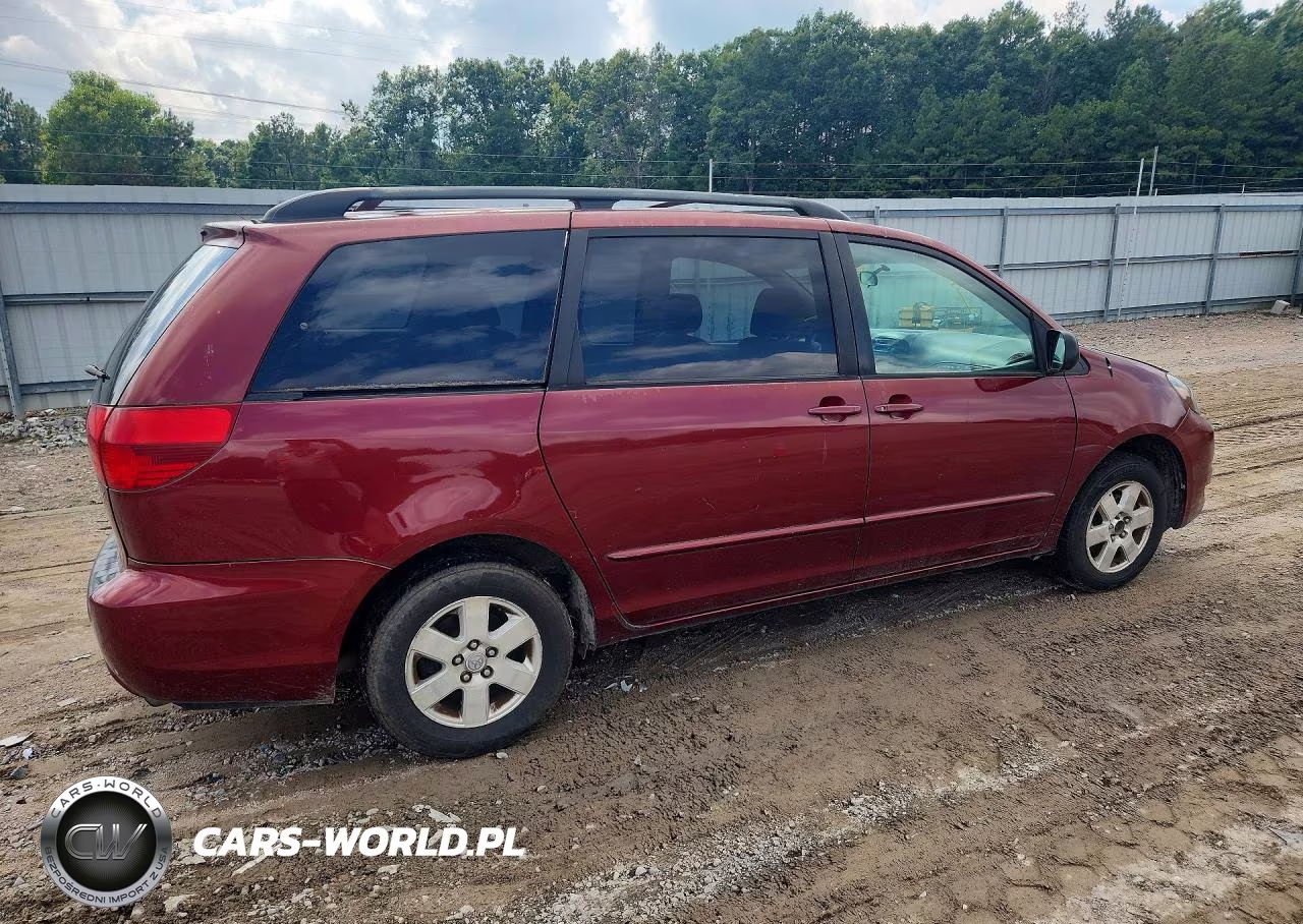 2004 Toyota Sienna Le 7 Passenger VIN:5TDZA23C74S055246 - 3