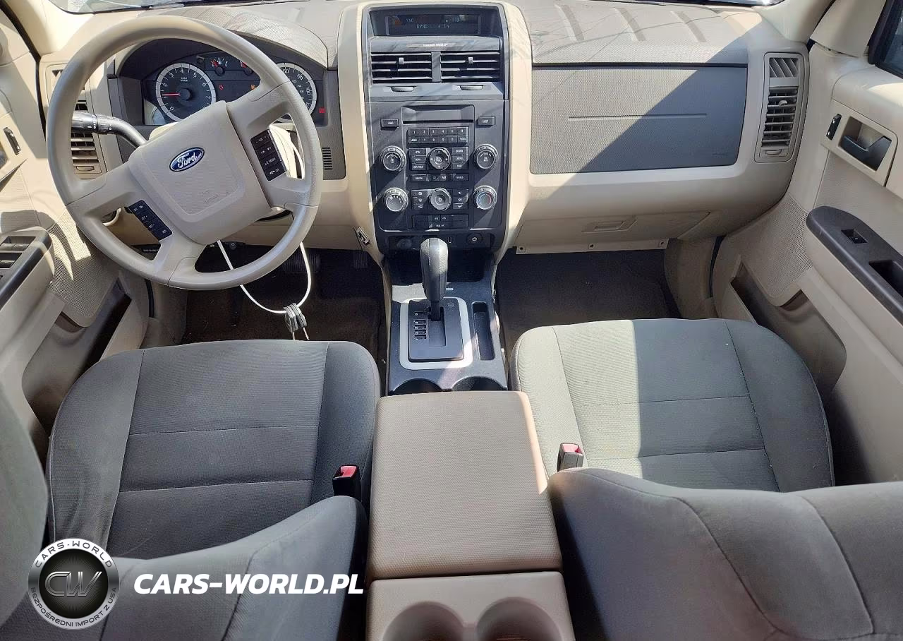 2011 Ford Escape Xls VIN:1FMCU9C75BKA22433 - 8