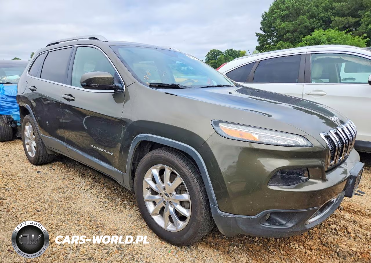 2015 Jeep Cherokee Limited VIN:1C4PJLDS4FW731156 - 4