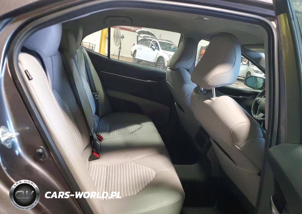 2021 Toyota Camry Se VIN:4T1G11AK4MU527695 - 10