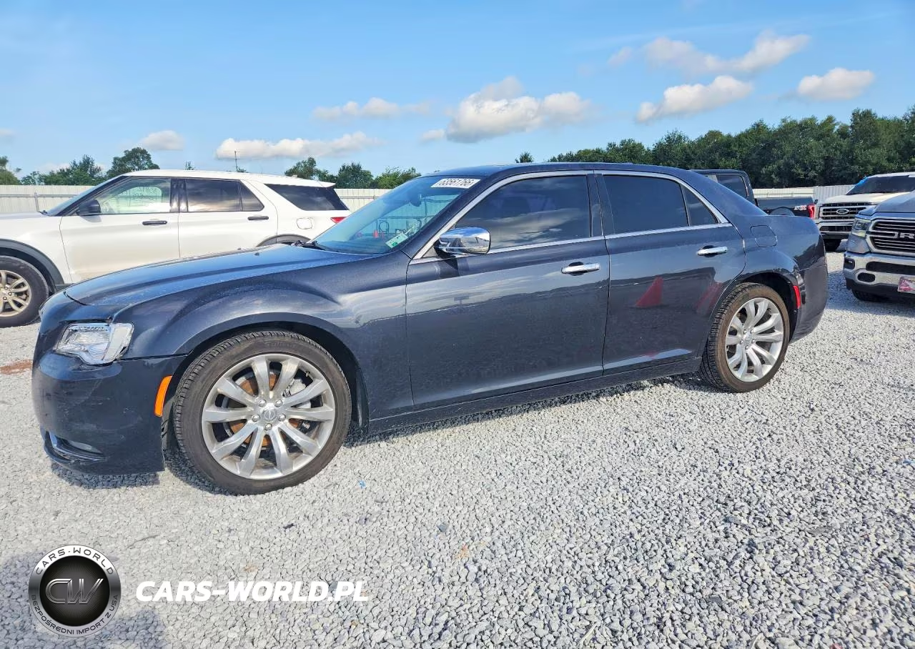 2018 Chrysler 300 Limited