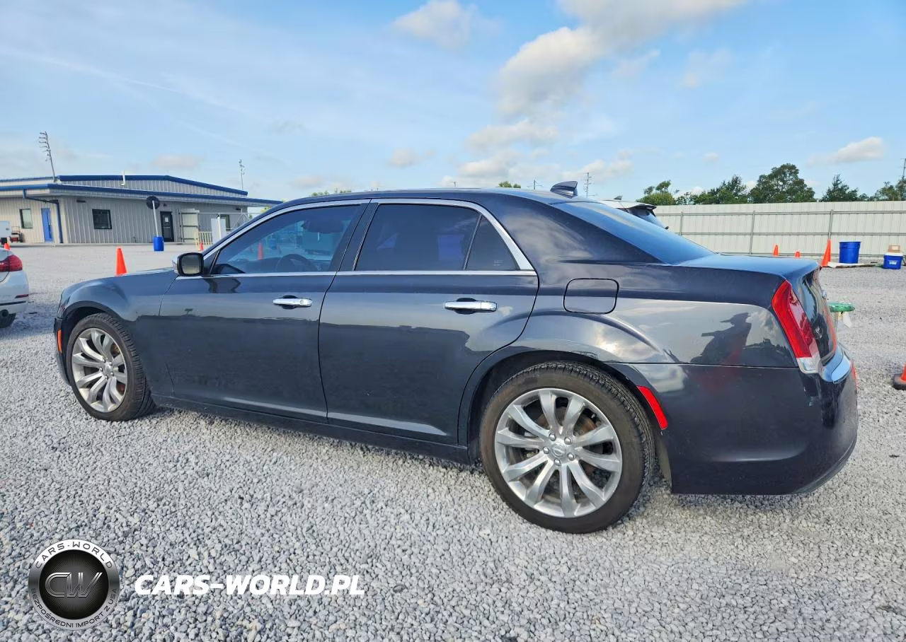 2018 Chrysler 300 Limited VIN:2C3CCAEG4JH296237 - 2
