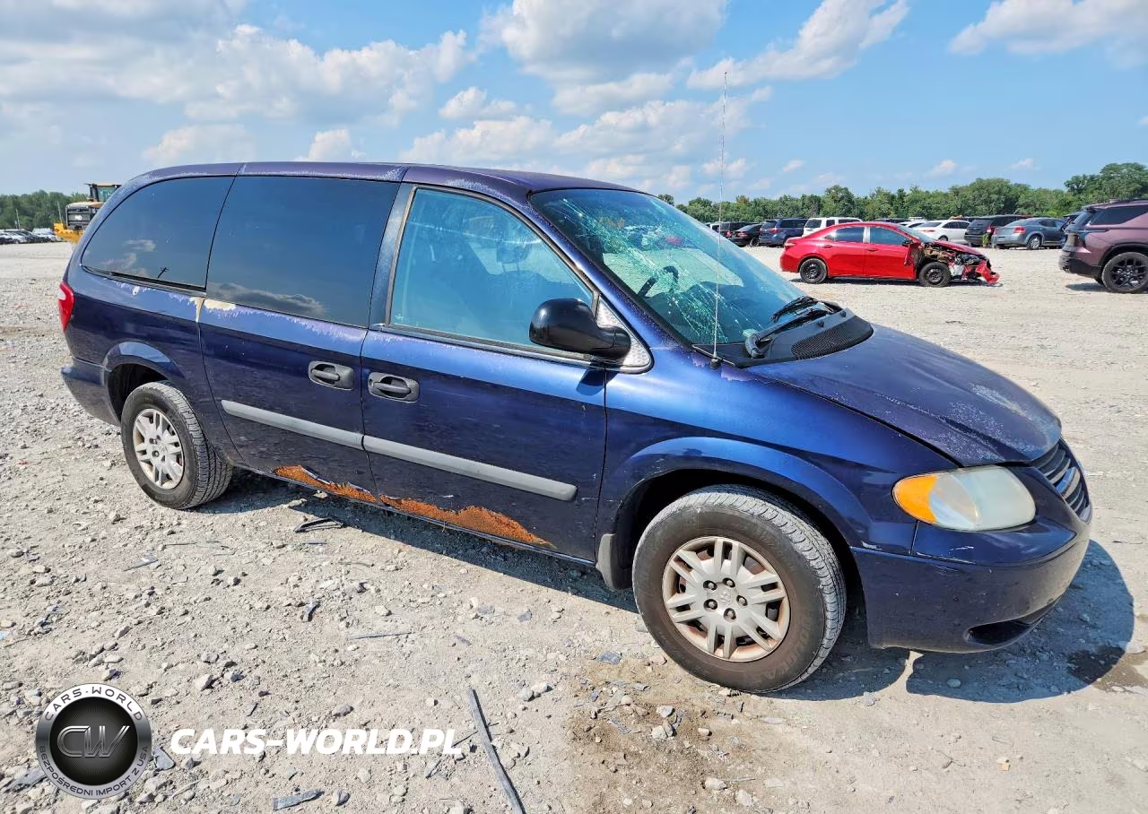 2005 Dodge Grand Caravan Se VIN:1D8GP24RX5B399088 - 4