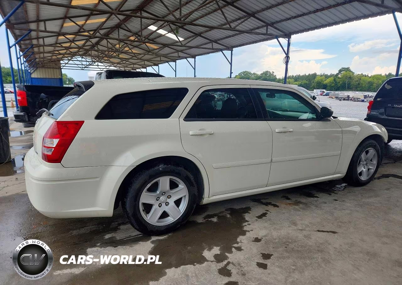 2005 Dodge Magnum Sxt VIN:2D4FV48VX5H556941 - 3