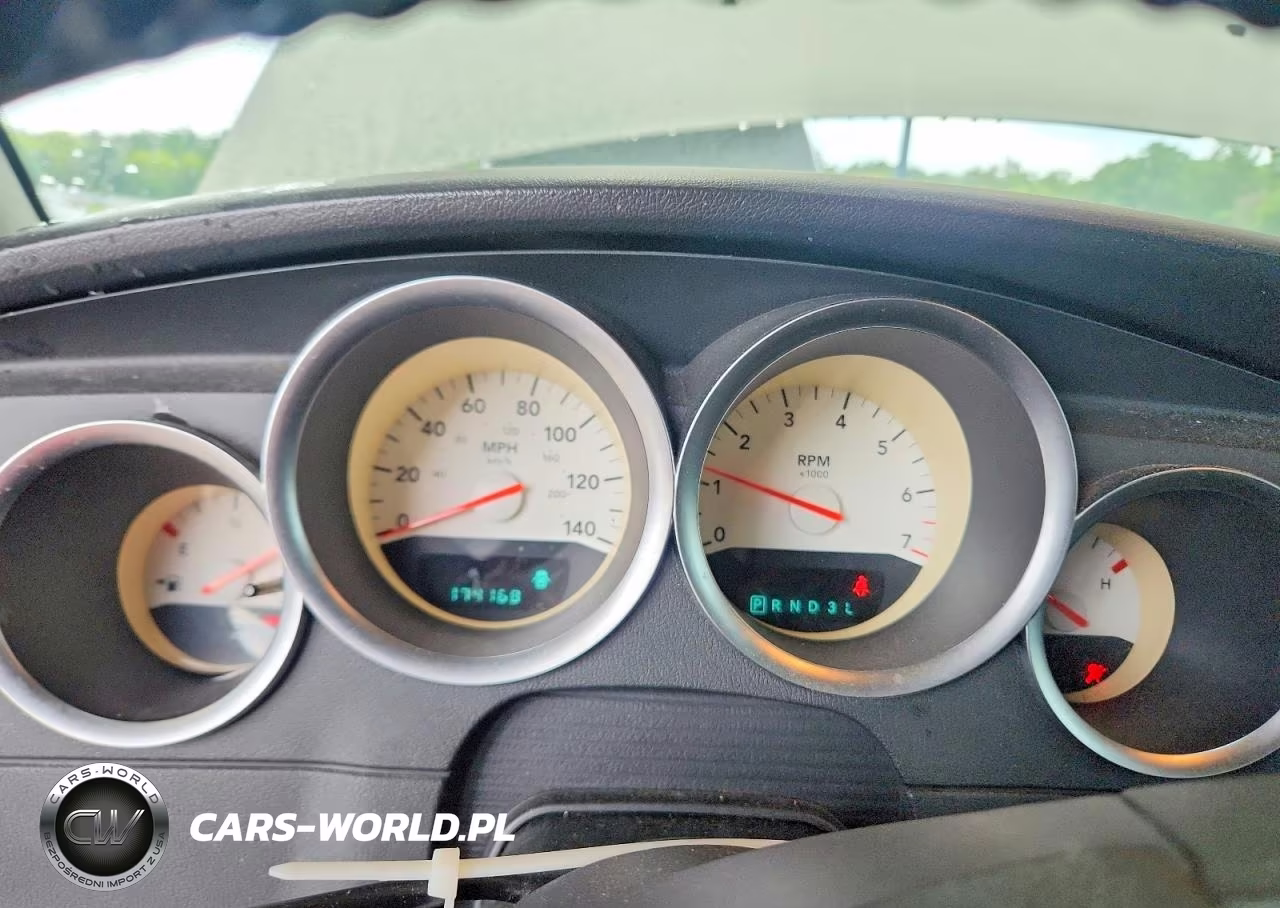 2005 Dodge Magnum Sxt VIN:2D4FV48VX5H556941 - 9