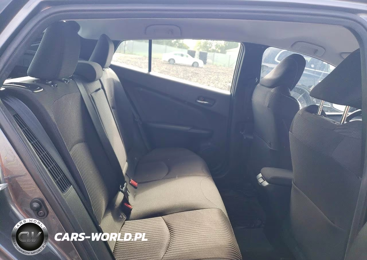 2022 Toyota Prius Prime Le VIN:JTDKAMFP0N3211741 - 10
