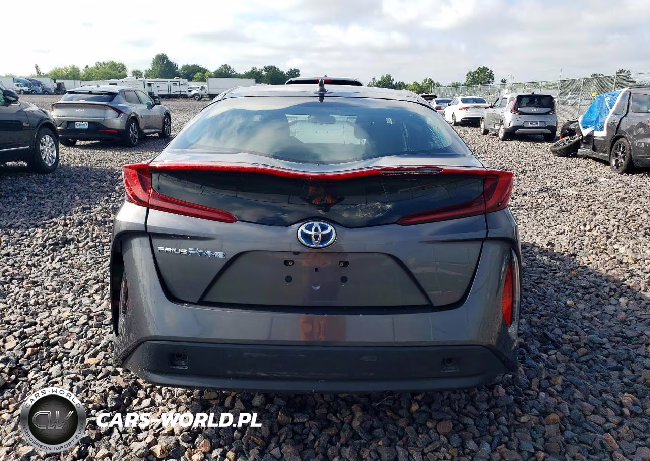 2022 Toyota Prius Prime Le VIN:JTDKAMFP0N3211741 - 6