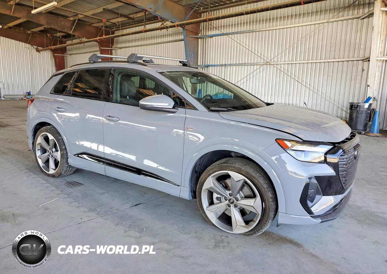 2025 Audi Q4 E-Tron Premium Plus VIN:WA1LUBFZ2SP042404 - 4
