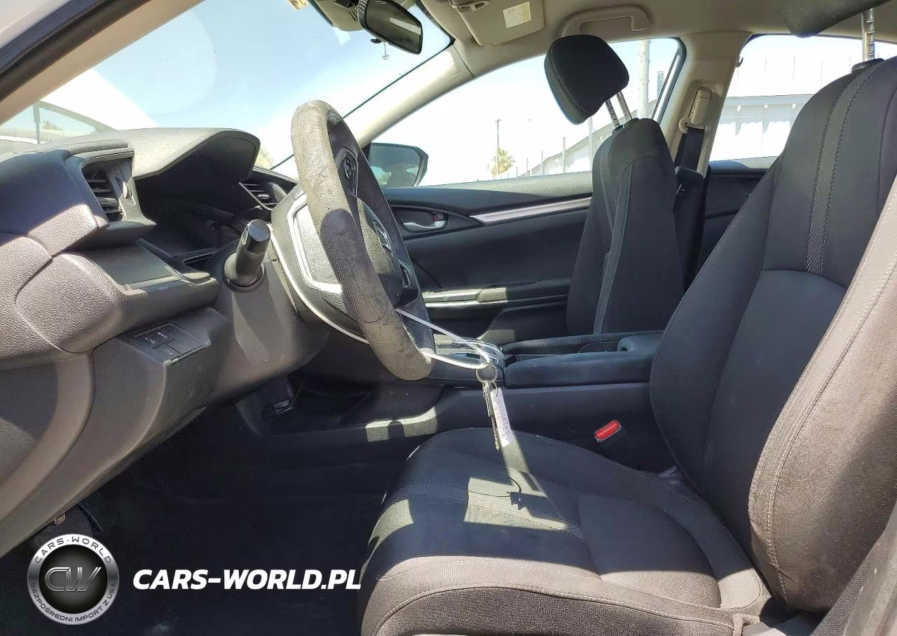 2019 Honda Civic Lx VIN:2HGFC2F62KH557811 - 7