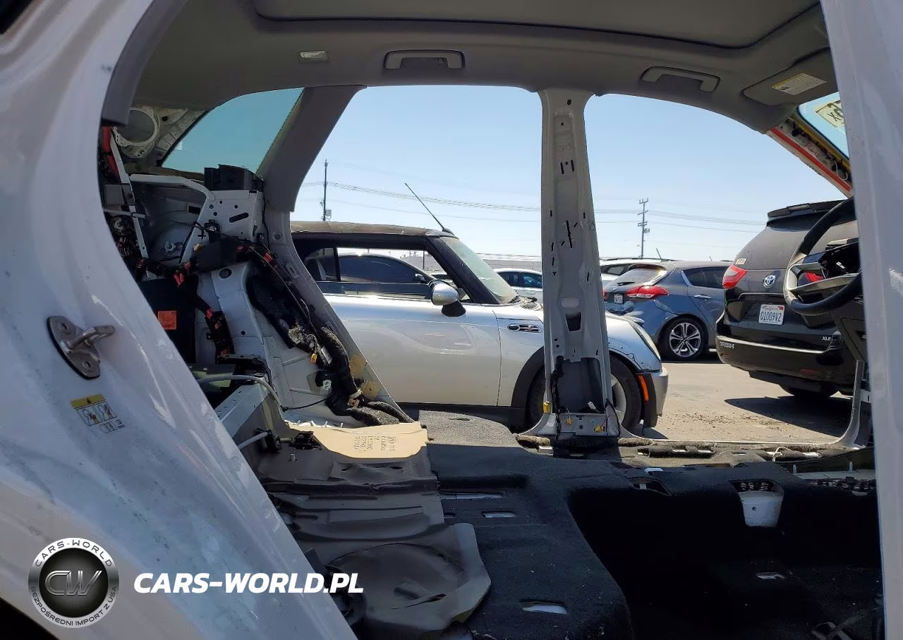 2025 Audi Q5 Premium VIN:WA11AAGU4S2082414 - 10