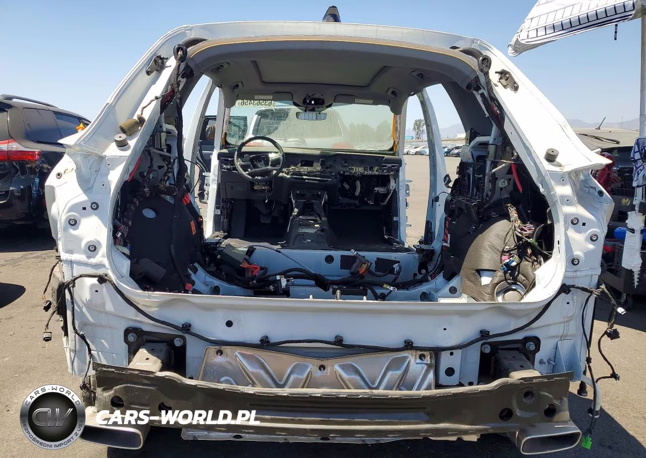 2025 Audi Q5 Premium VIN:WA11AAGU4S2082414 - 6
