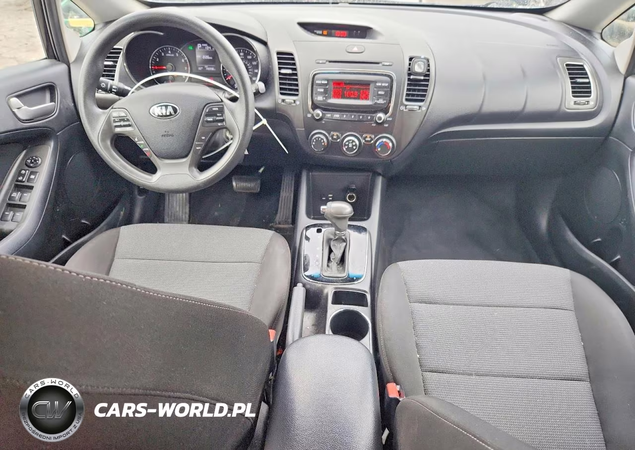 2018 Kia Forte Lx VIN:3KPFK4A7XJE212470 - 8