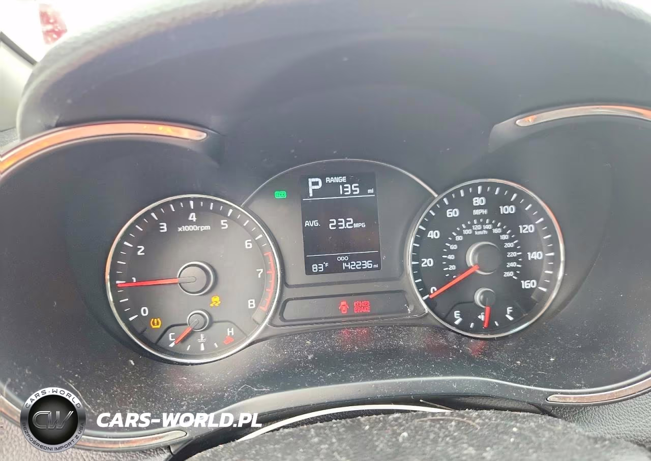 2018 Kia Forte Lx VIN:3KPFK4A7XJE212470 - 9