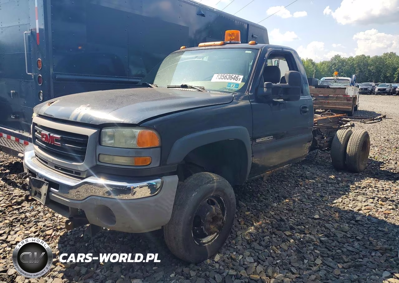 2004 GMC New Sierra C3500