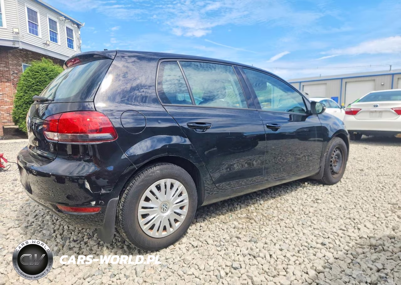 2013 Volkswagen Golf VIN:WVWDB7AJ4DW138039 - 3