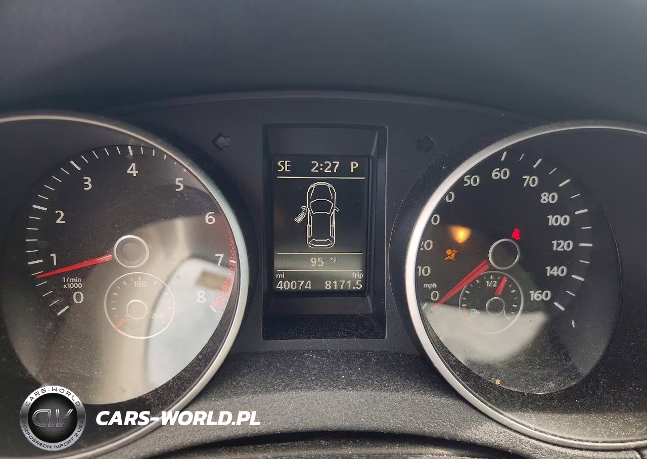 2013 Volkswagen Golf VIN:WVWDB7AJ4DW138039 - 9