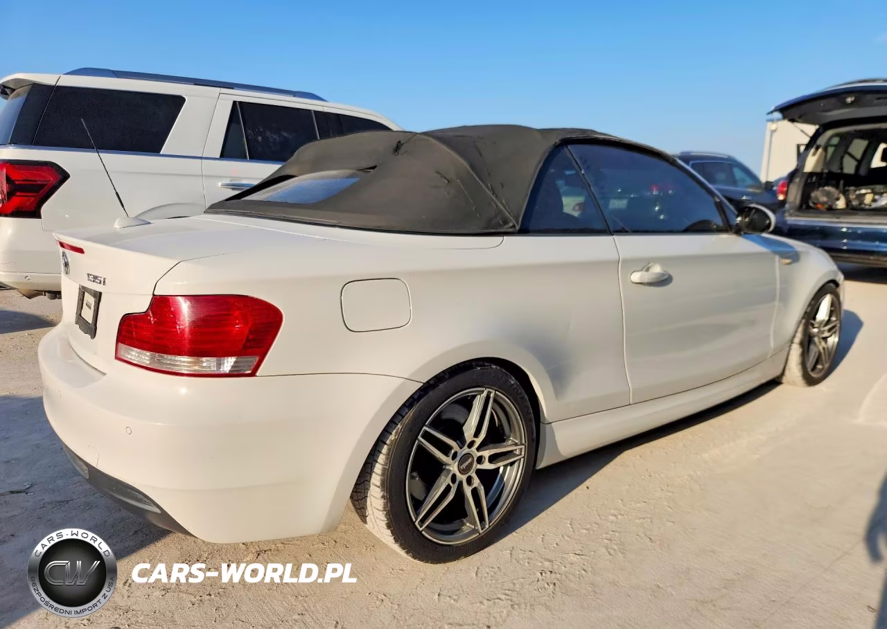 2009 BMW 135 I VIN:WBAUN93589VK41199 - 3