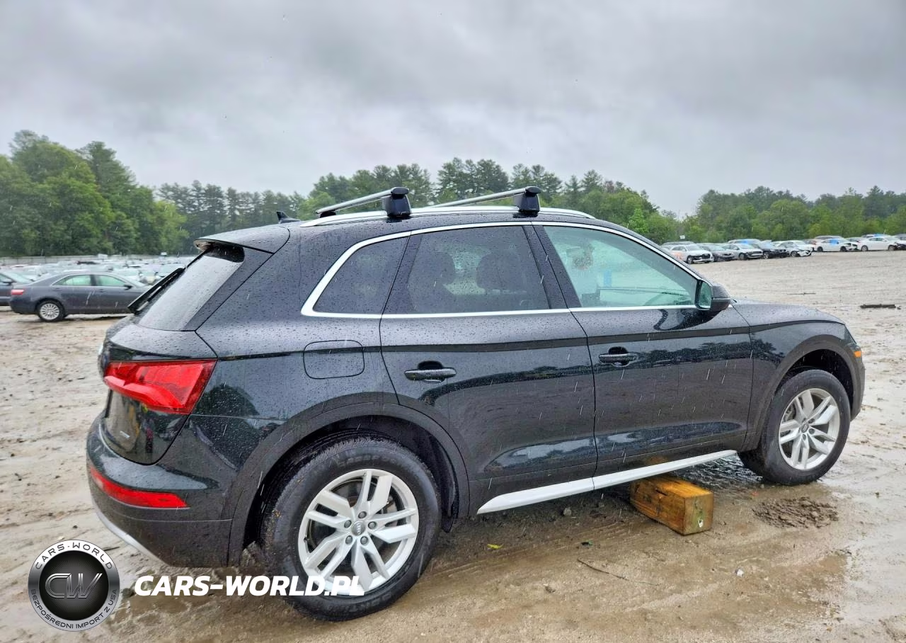 2020 Audi Q5 Premium VIN:WA1ANAFY9L2058460 - 3