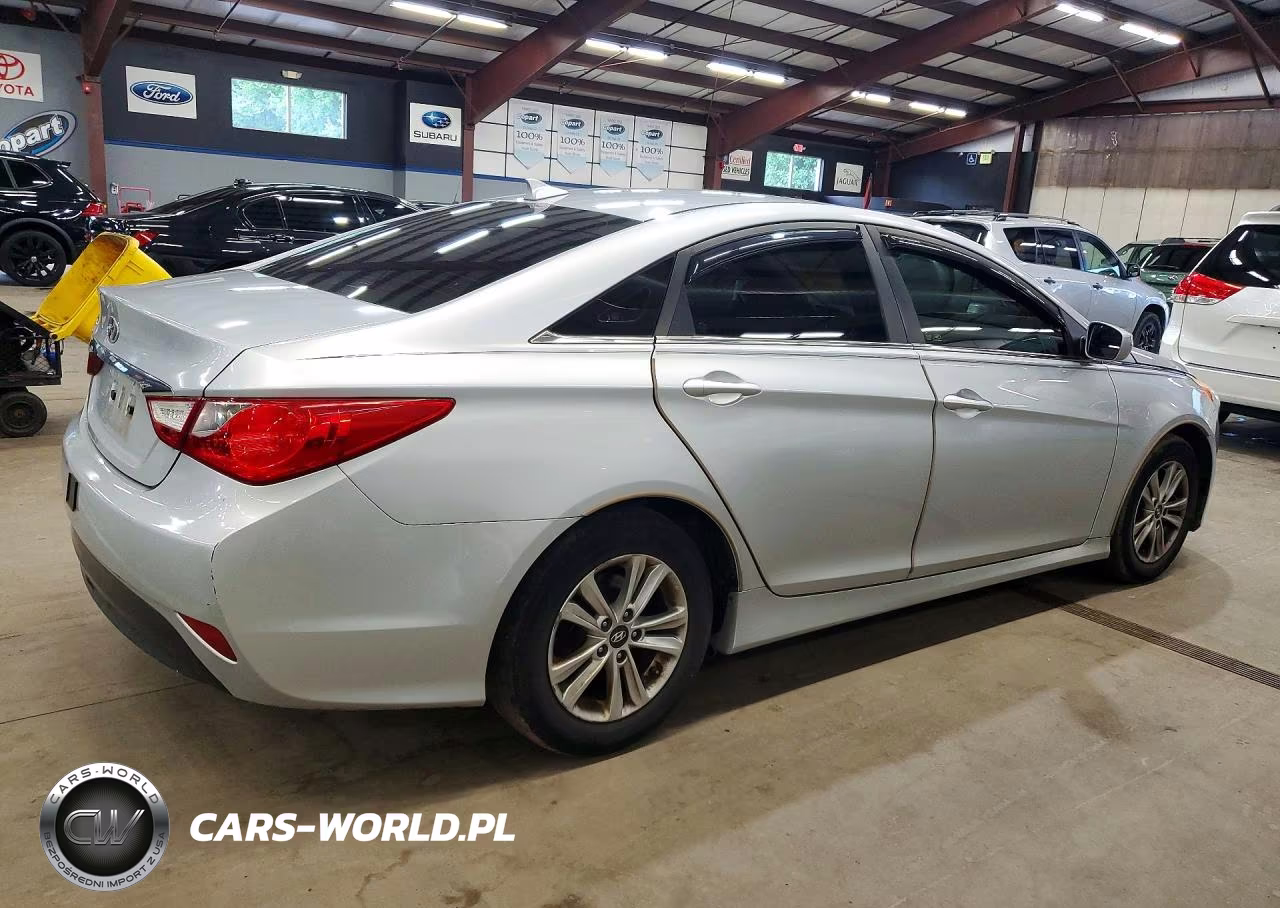 2014 Hyundai Sonata Gls VIN:5NPEB4ACXEH885575 - 3