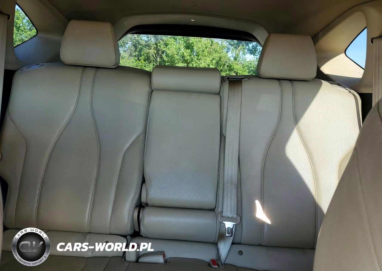 2019 Acura Rdx VIN:5J8TC2H33KL012337 - 10