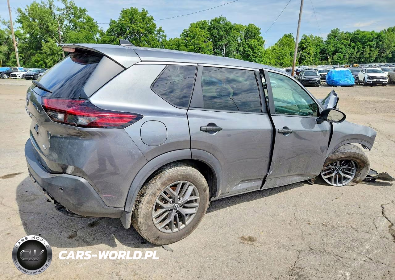 2023 Nissan Rogue S VIN:5N1BT3AB8PC802964 - 3