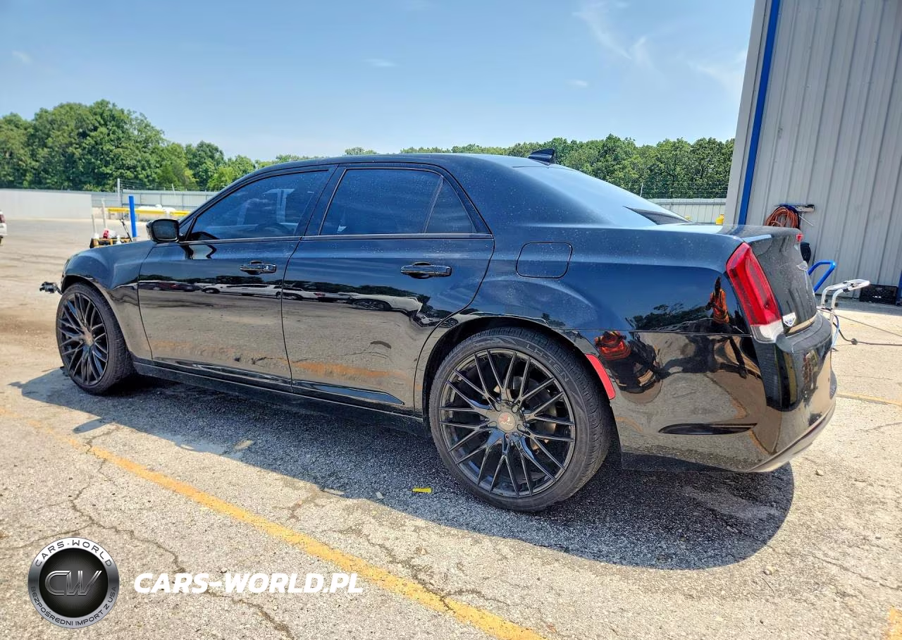 2017 Chrysler 300 S VIN:2C3CCABG7HH596854 - 2