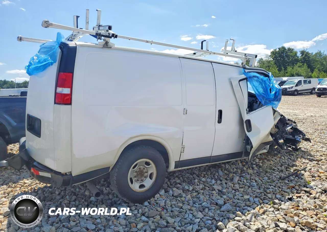 2020 Chevrolet Express G2500 VIN:1GCWGAFG1L1277061 - 3