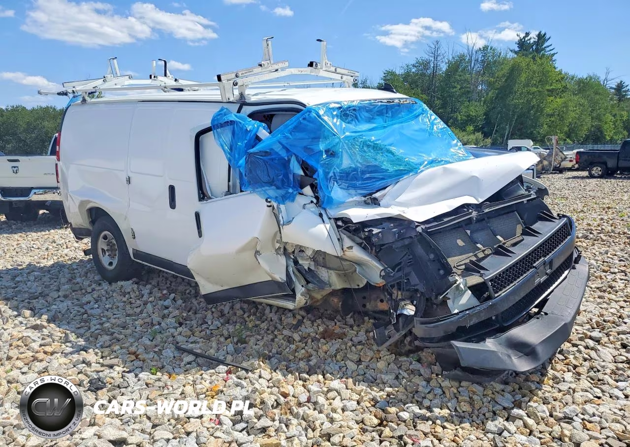 2020 Chevrolet Express G2500 VIN:1GCWGAFG1L1277061 - 4
